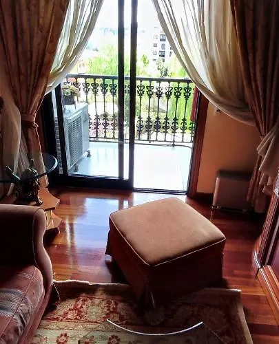 Piso Estacion Termal Garaje Y Aire Acondicionado * Ourense